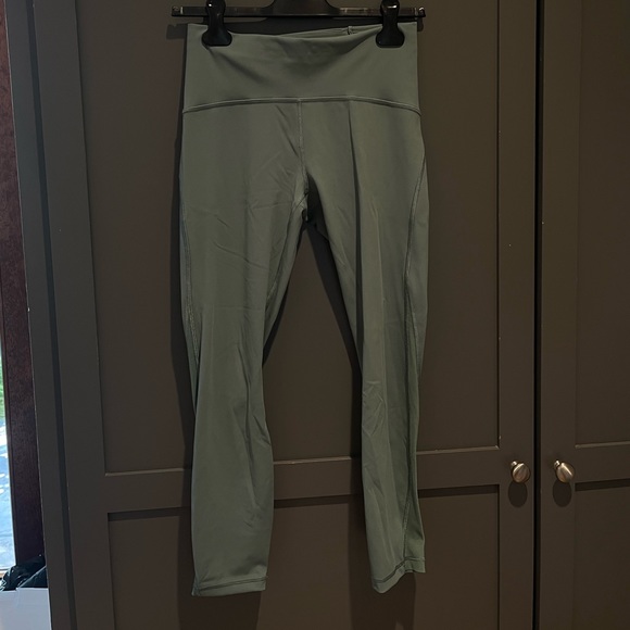Lululemon Train Times 7/8 Pant *25" LIMITED EDITION COLOR SAGE - Picture 4 of 10